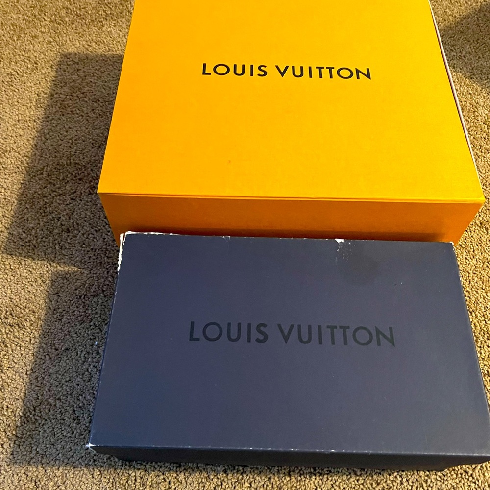Louis Vuitton Men Sneakers